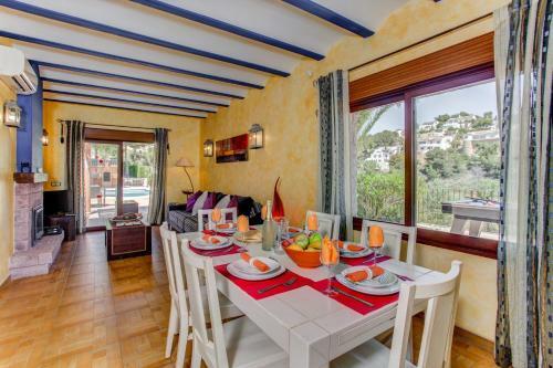 Villa Cambra By Villa Plus