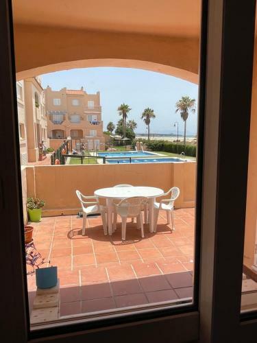 Apartamento Con Garaje Cerrado