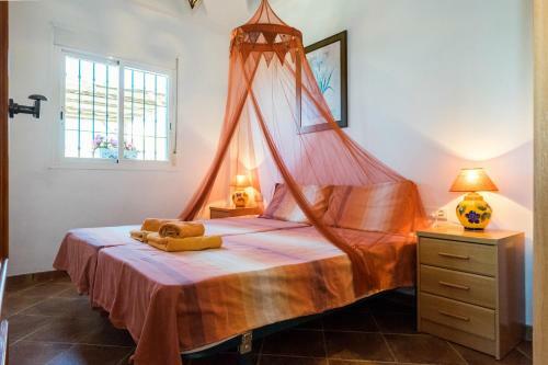 Stylish Villa With Lovely Sea And Mountain Views