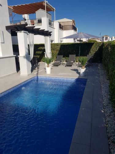 Villa With Hot Tub And Private Pool - Pa9lt