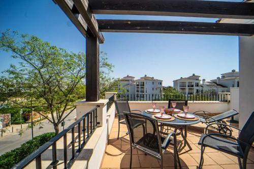 Apartment With Large Terrace - Er122lt