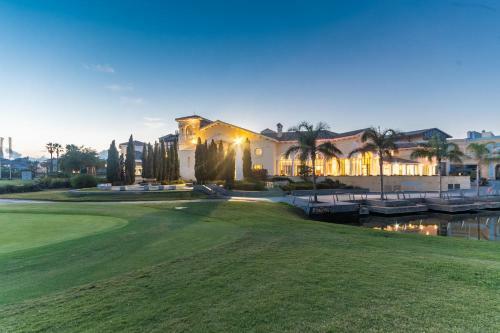 First Floor Apartment On La Torre Golf Resort- Ao112