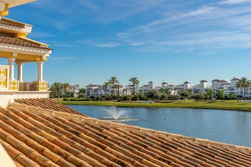 2 Bedroom Apartment With Stunning Views Central Location - An1221lt