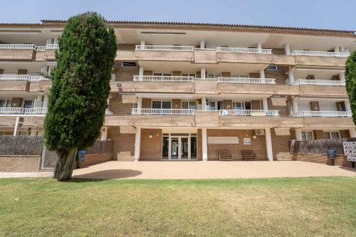 Apartments Del Sol 212