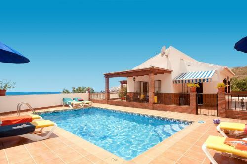 Villa Nadia By Villa Plus