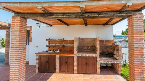 Casa Rural Cortijo Picuales Torrox By Ruralidays