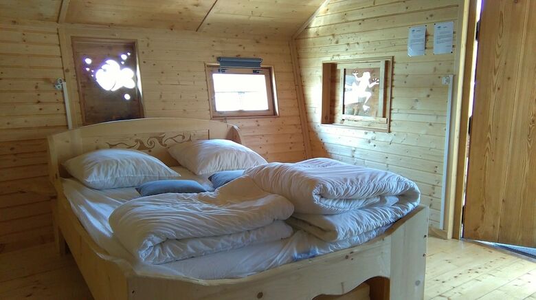 Lodge Village Flottant De Pressac