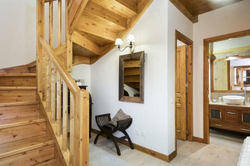 Luderna - Casa Eth Farrow I
