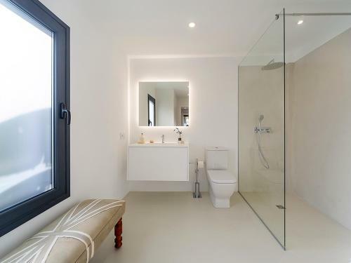 Beautiful Modern Villa In Calvi�