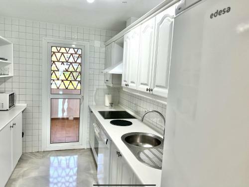 171 - Mi Capricho Beachfront Apartment In The Costa Del Sol