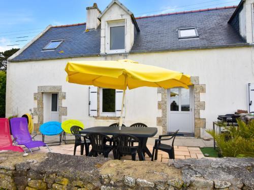 Lodge Holiday Home De Valery Plouhinec