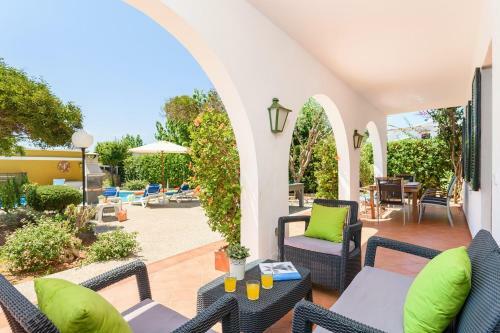 Villa Tres Arcos By Villa Plus
