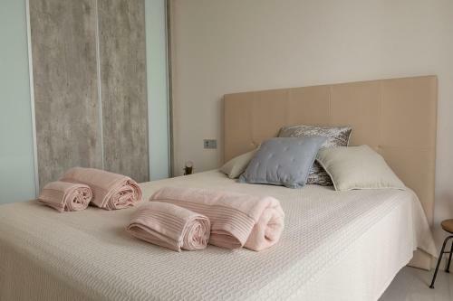 Stunning New Build 3 Bed Villa With Private Pool
