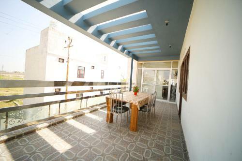 Boutique Indian Home Stay - Bed & Breakfast