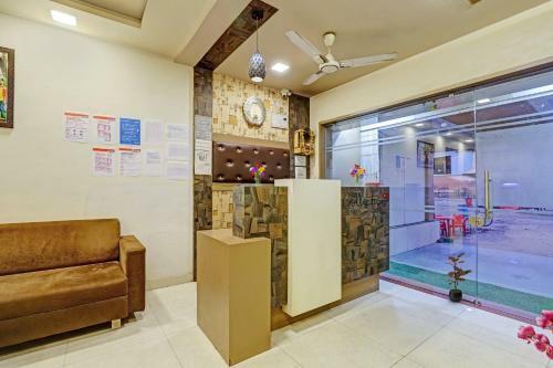 Collection O 90891 Hotel Royal