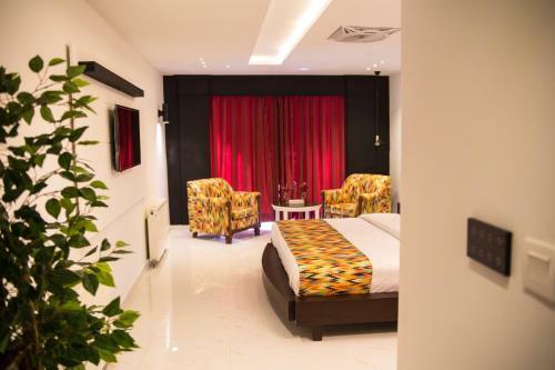 Metropole Hotel