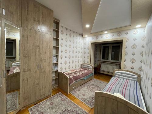 Apartamento ??????? ?? ???????????? ?????? ???? ???????? 4 ????????? (???????????? ? 5 ??????) Tashkent