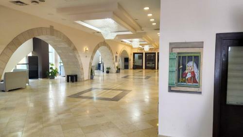 Hotel Red Crescent Guesthouse
