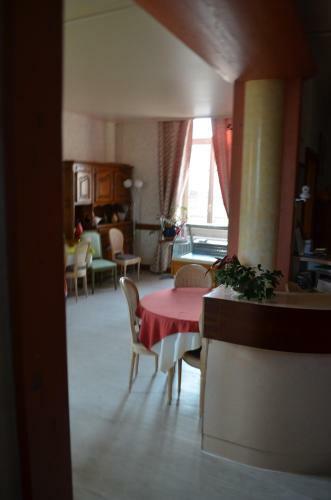Hotel H�tel Restaurant Du Cheval Blanc