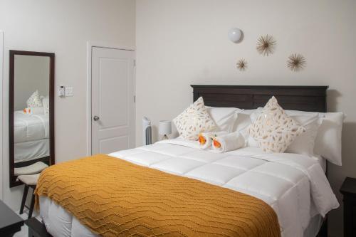 Luxury Overlooking Puerto Seco Beach @camelot