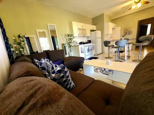 Apartamento Peace On Island W/jeep Wrangler Price Differs