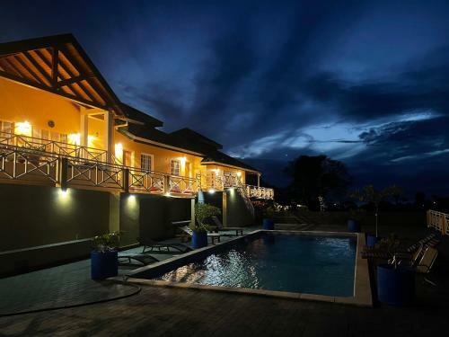 Hostal The Victory Villa