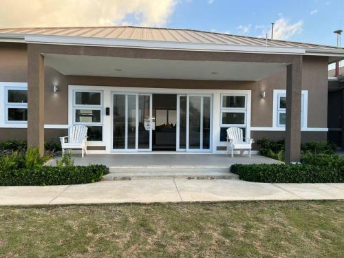 The Cozy Haven At Oceanpointe By The Beach