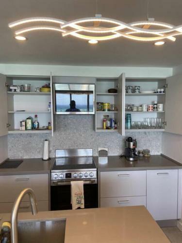 Apartamento Kasa Blue Ocean - 2 Bed 2 Bath For 4 Ocean View Balcony Beachfront Condo Pool