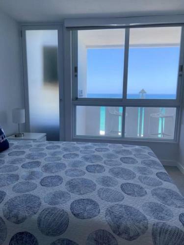 Apartamento Kasa Blue Ocean - 2 Bed 2 Bath For 4 Ocean View Balcony Beachfront Condo Pool