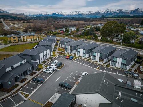 Stay At Ours - Alberttown