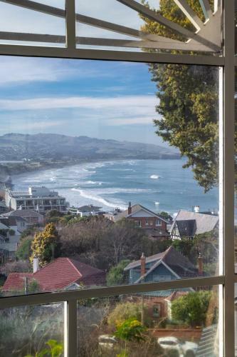St Clair Beach Luxury With Sea Views