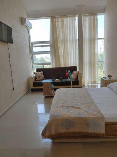 Lahore Hotel Baku