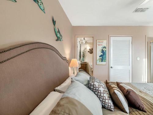 Sandpiper Beachfront Condos By Bender Vacation Rentals
