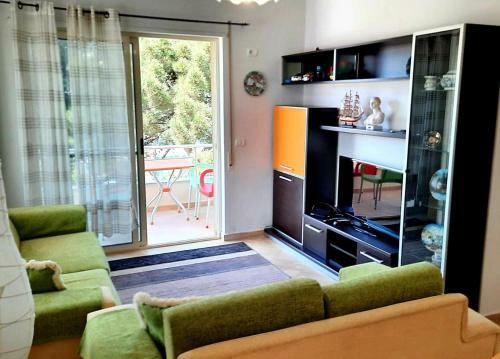 Lovely Apartment On Durres Beach