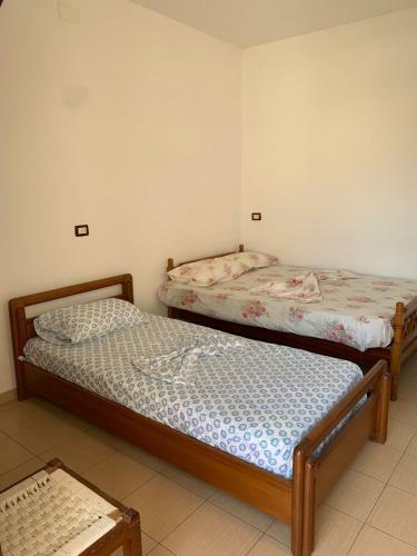 Hostal Guest House Begaj