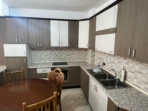 Marinela Beach Apartment