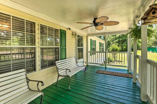 Charming Countryside Home With Covered Porch!