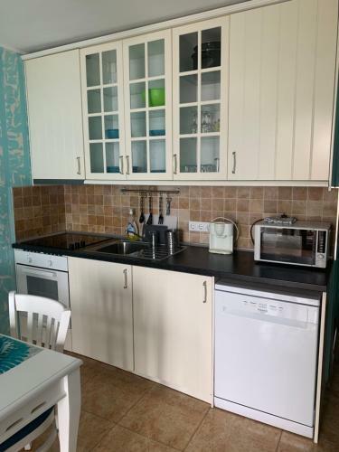 Beautiful Sea View Apartment In Aheloy