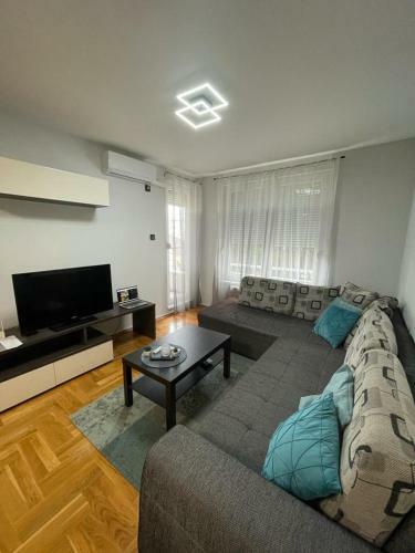 Apartment Downtown 3
