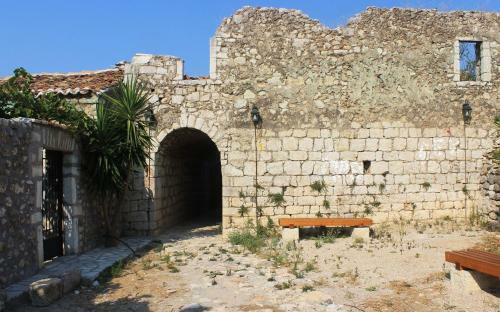 Apartamento Mpolanos Guesthouse