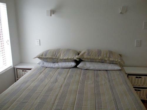 Tiromoana - Mathesons Bay Holiday Home