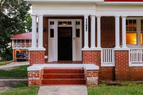 Hostal Historic House On The Hilldownstairs Only
