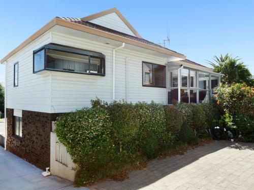 At The Bay - Mt Maunganui Holiday Home
