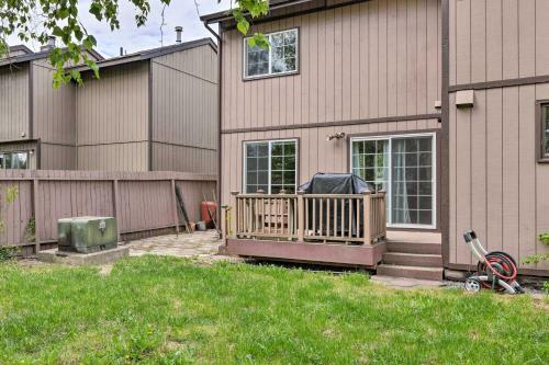 Pet Friendly Anchorage Retreat With Deck And Yard