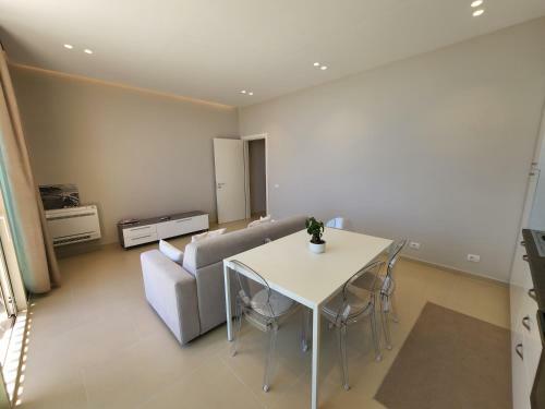 Apartment 97/3, Green Coast