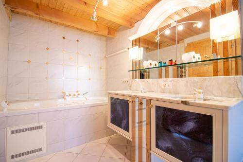 Apartamento Zentrale Penthouse Im Haus Padrun