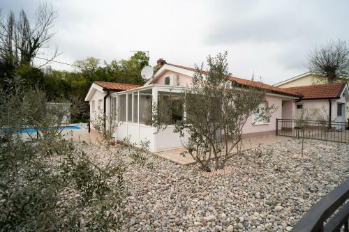 Villa Emilija-ko?u?a
