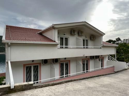 Hostal Villa Petra