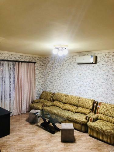 Apartment In Zakyan Street