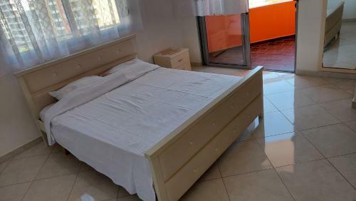 Sweetview 2-bedroom Apartment With 3 Balcony Seaview